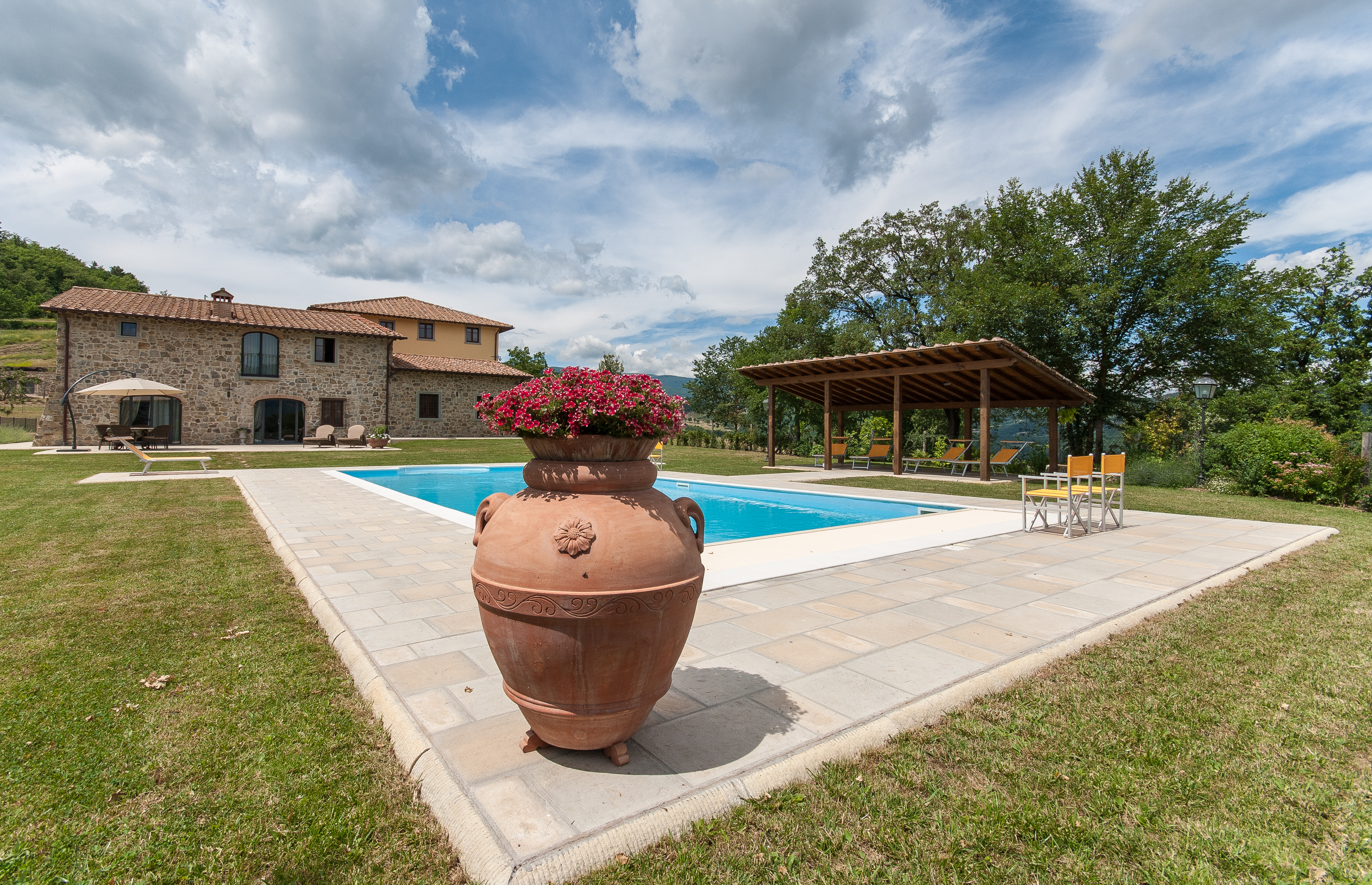 Tuscany Accommodation:Agriturismo,B&B,Villa Rentals By Owners