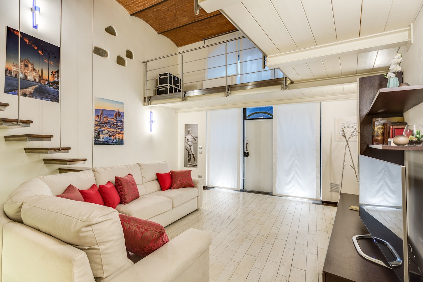 Loft le murate vacation apartment flat screen tv