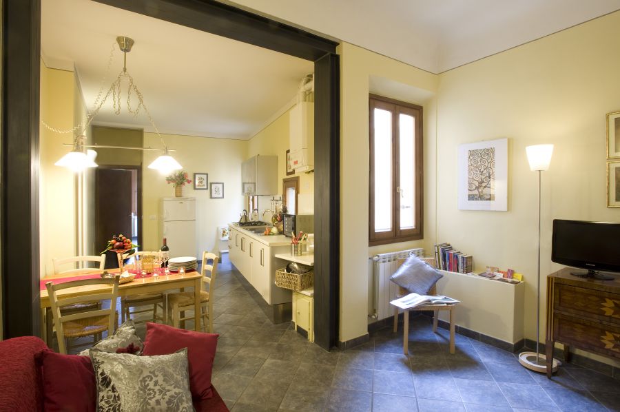 Small Apartment Living in Italy: A Guide to Maximizing Space